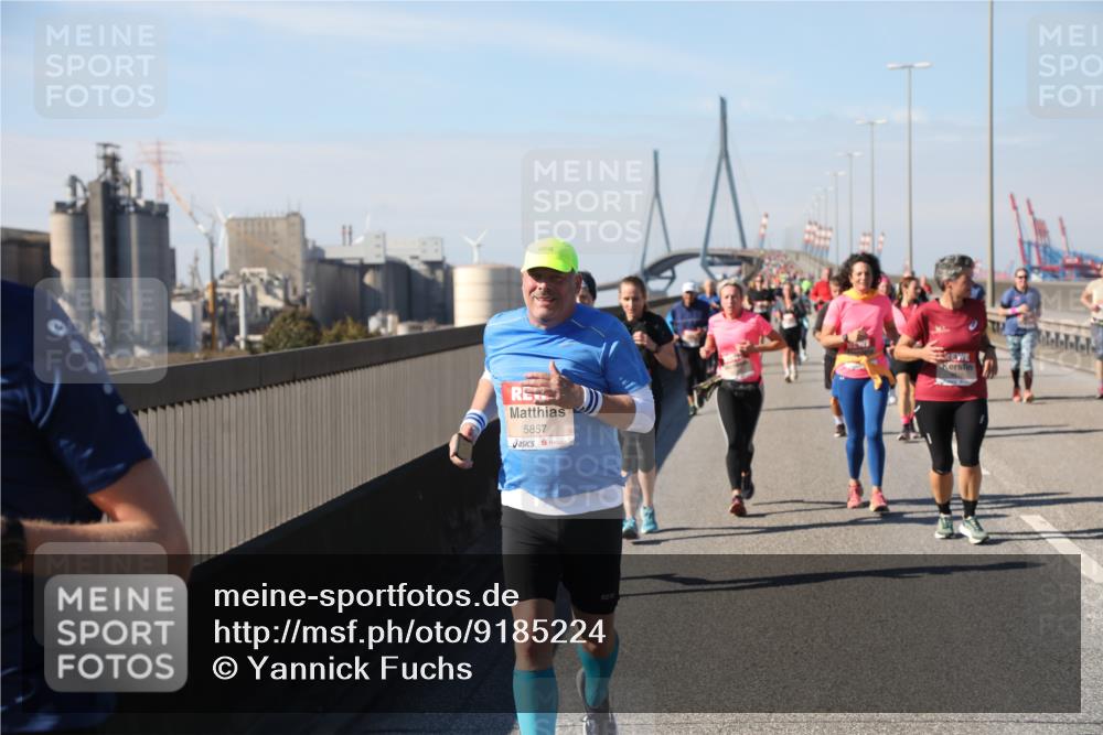 03.10.2025 - Köhlbrandbrückenlauf Yannick Fuchs http://msf.ph/oto/9185224 03.10.2025 12:03:42 Position 3 5857 meine-sportfotos.de