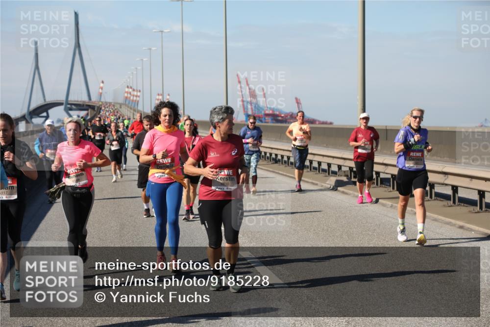 03.10.2025 - Köhlbrandbrückenlauf Yannick Fuchs http://msf.ph/oto/9185228 03.10.2025 12:03:43 Position 3 5117, 4810 meine-sportfotos.de