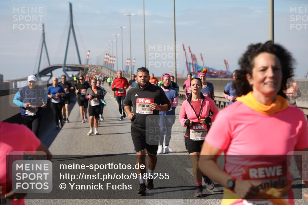 03.10.2025 - Köhlbrandbrückenlauf Yannick Fuchs http://msf.ph/oto/9185255 03.10.2025 12:03:46 Position 3 4793, 4792 meine-sportfotos.de