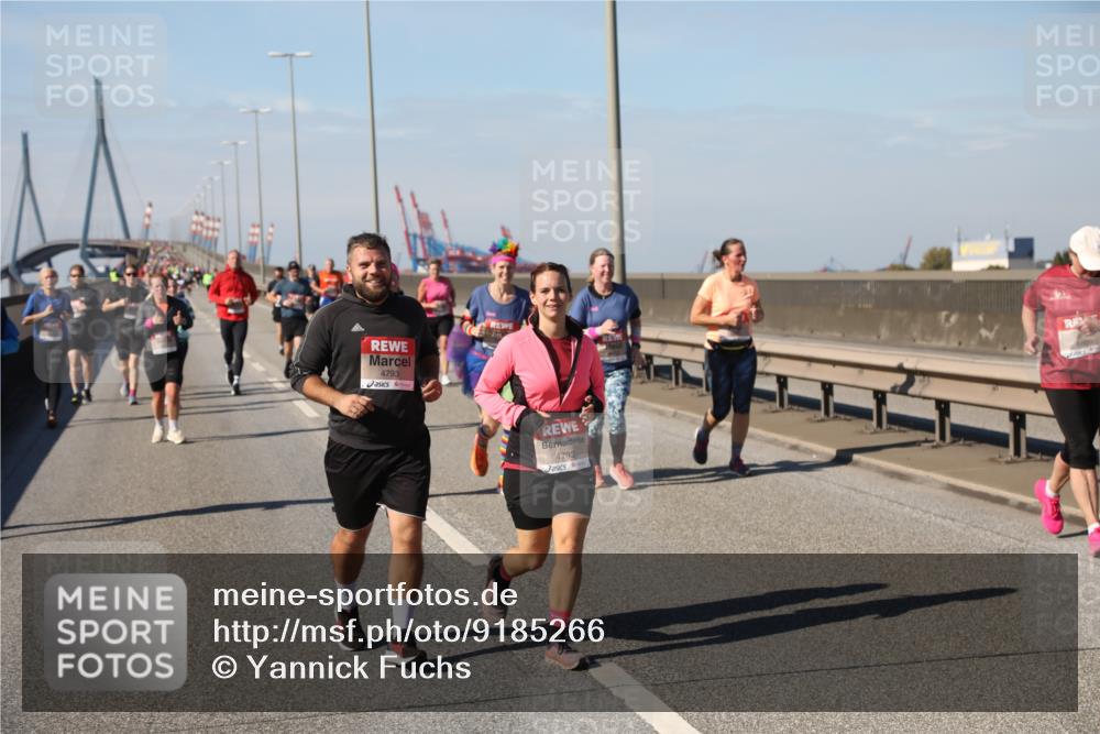03.10.2025 - Köhlbrandbrückenlauf Yannick Fuchs http://msf.ph/oto/9185266 03.10.2025 12:03:47 Position 3 4793, 4792 meine-sportfotos.de