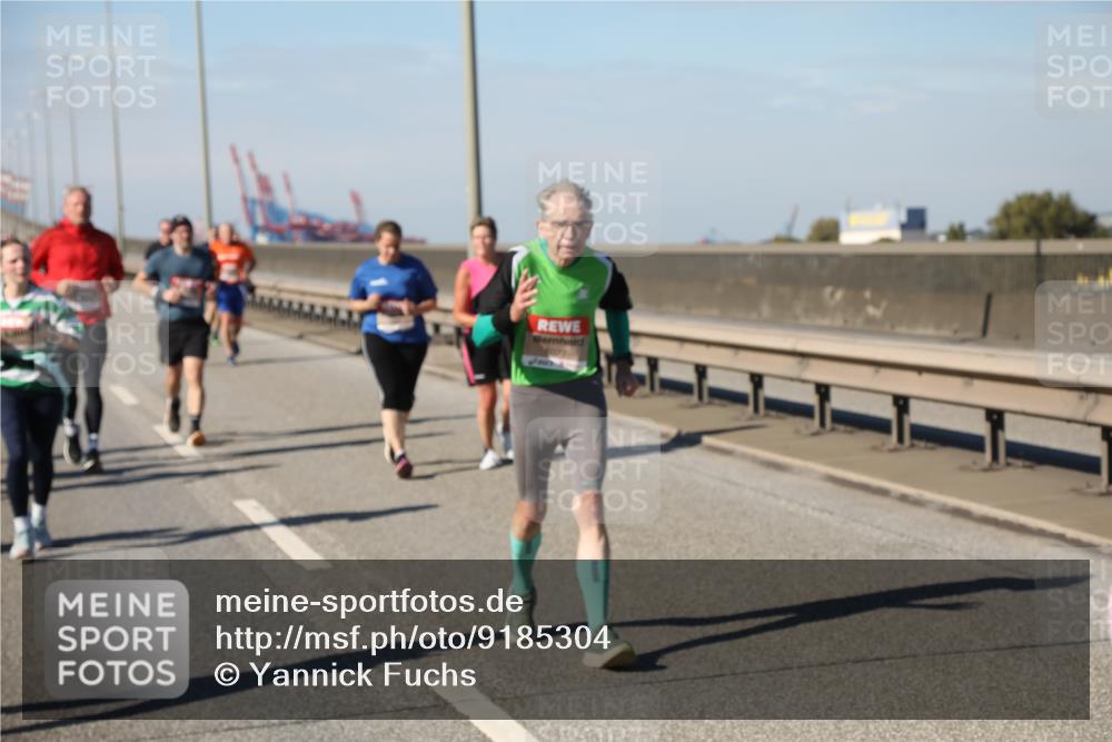 03.10.2025 - Köhlbrandbrückenlauf Yannick Fuchs http://msf.ph/oto/9185304 03.10.2025 12:03:51 Position 3  meine-sportfotos.de