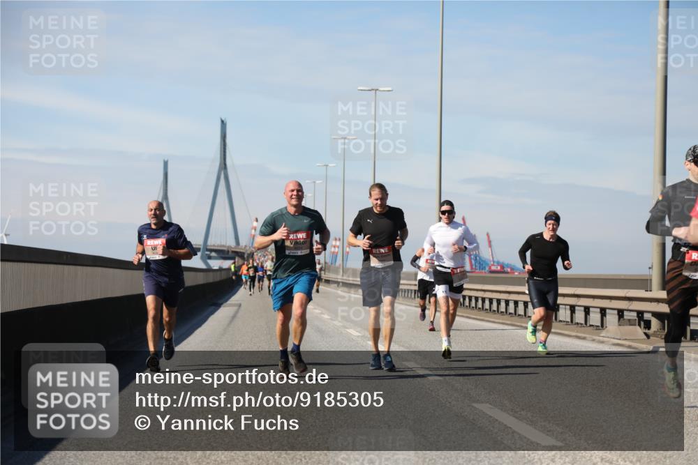 03.10.2025 - Köhlbrandbrückenlauf Yannick Fuchs http://msf.ph/oto/9185305 03.10.2025 11:42:39 Position 3  meine-sportfotos.de