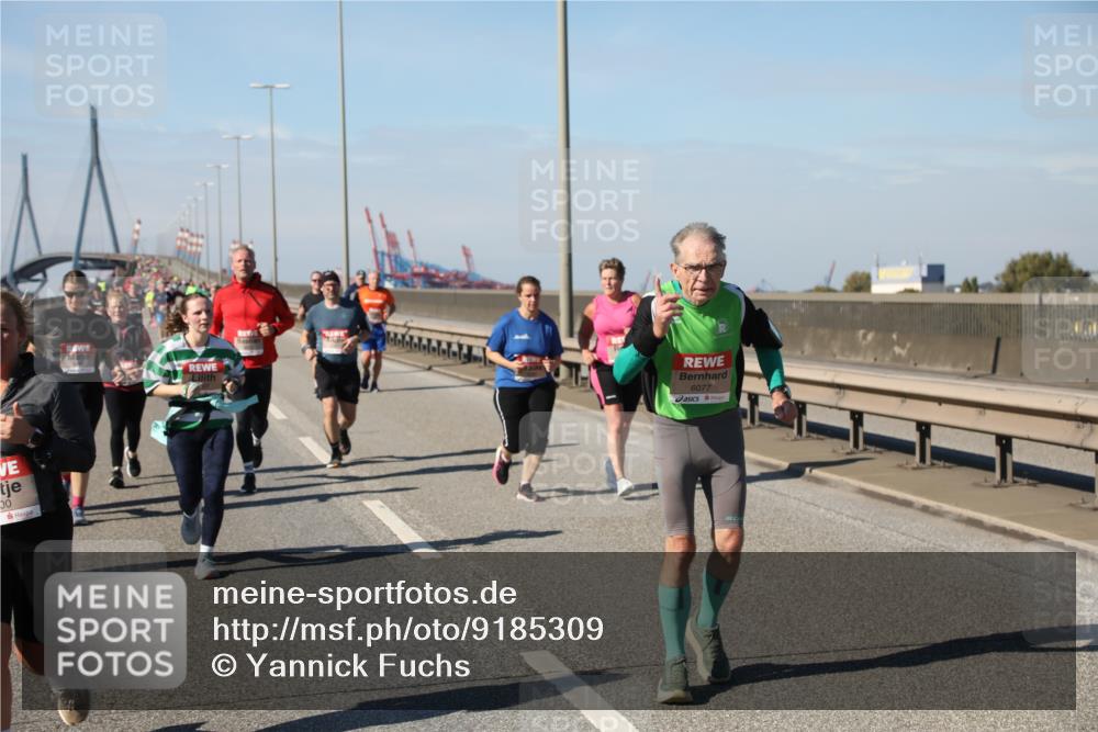 03.10.2025 - Köhlbrandbrückenlauf Yannick Fuchs http://msf.ph/oto/9185309 03.10.2025 12:03:52 Position 3 00, 6077 meine-sportfotos.de