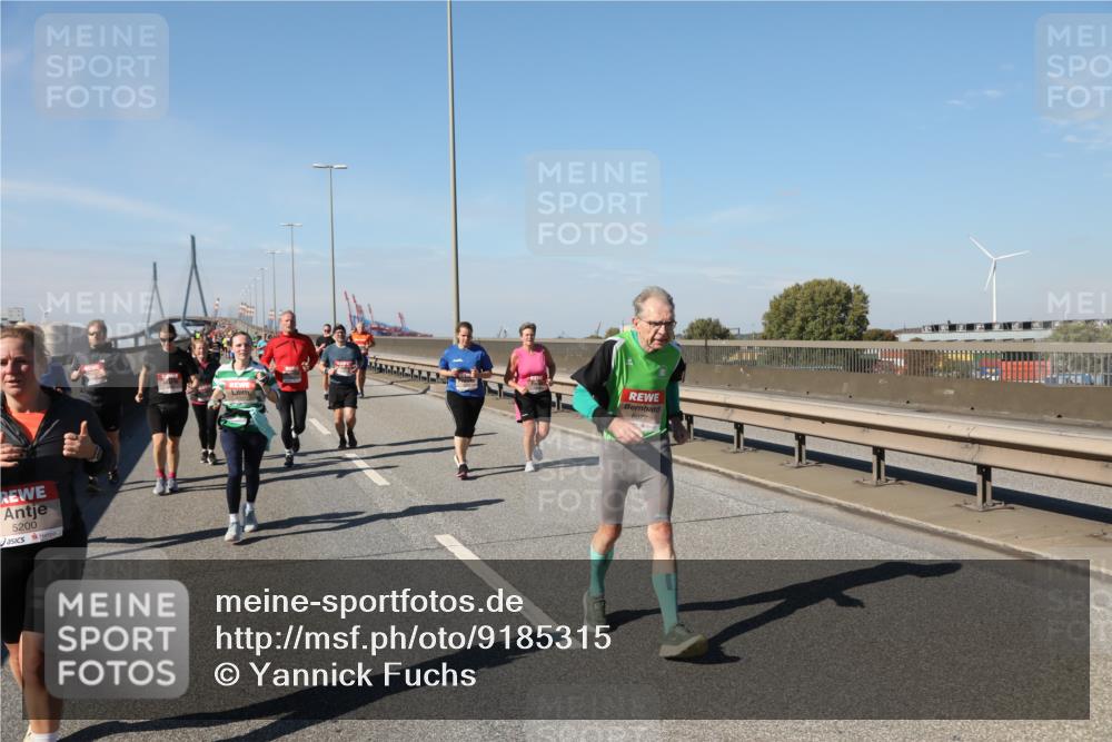 03.10.2025 - Köhlbrandbrückenlauf Yannick Fuchs http://msf.ph/oto/9185315 03.10.2025 12:03:53 Position 3 5200, 6077 meine-sportfotos.de
