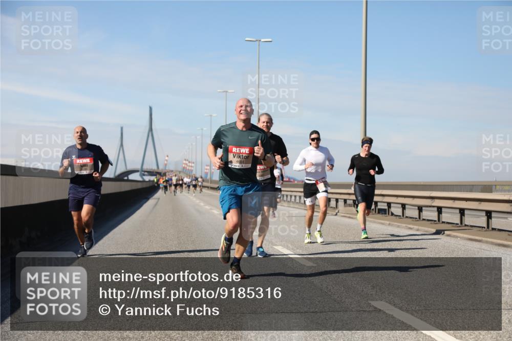 03.10.2025 - Köhlbrandbrückenlauf Yannick Fuchs http://msf.ph/oto/9185316 03.10.2025 11:42:41 Position 3 4654 meine-sportfotos.de