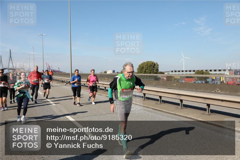 03.10.2025 - Köhlbrandbrückenlauf Yannick Fuchs http://msf.ph/oto/9185320 03.10.2025 12:03:53 Position 3  meine-sportfotos.de