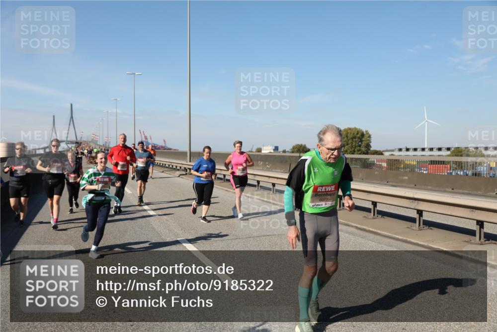 03.10.2025 - Köhlbrandbrückenlauf Yannick Fuchs http://msf.ph/oto/9185322 03.10.2025 12:03:53 Position 3 6077 meine-sportfotos.de