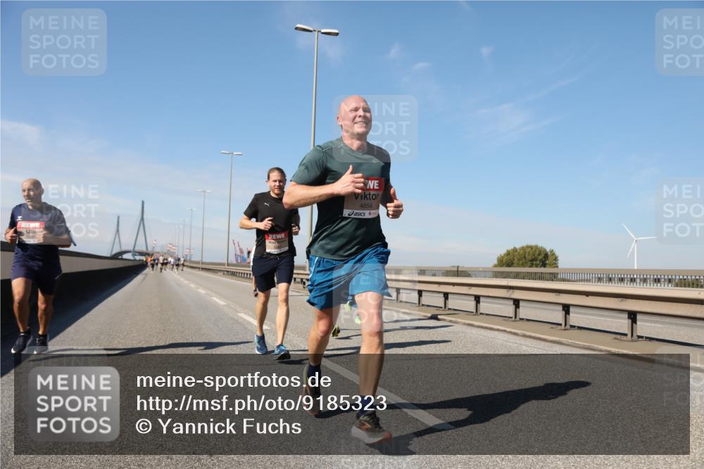 03.10.2025 - Köhlbrandbrückenlauf Yannick Fuchs http://msf.ph/oto/9185323 03.10.2025 11:42:42 Position 3 4654 meine-sportfotos.de