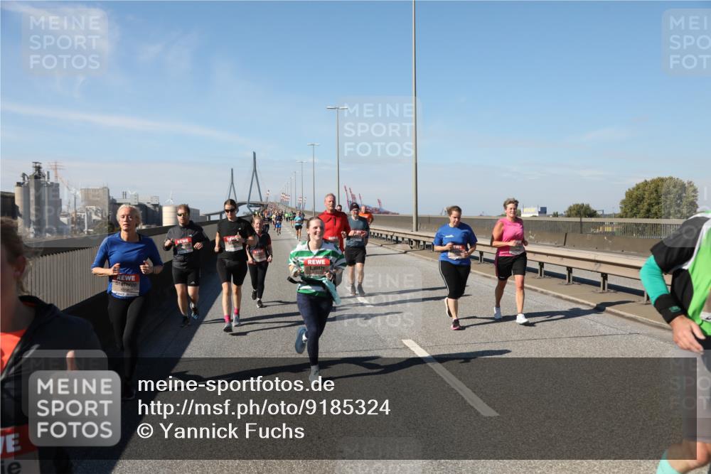 03.10.2025 - Köhlbrandbrückenlauf Yannick Fuchs http://msf.ph/oto/9185324 03.10.2025 12:03:54 Position 3  meine-sportfotos.de