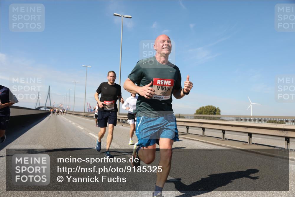03.10.2025 - Köhlbrandbrückenlauf Yannick Fuchs http://msf.ph/oto/9185325 03.10.2025 11:42:42 Position 3 4654 meine-sportfotos.de