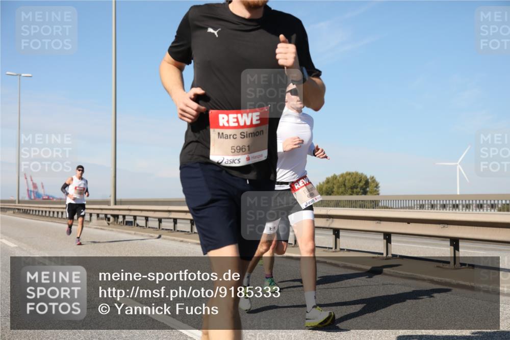 03.10.2025 - Köhlbrandbrückenlauf Yannick Fuchs http://msf.ph/oto/9185333 03.10.2025 11:42:43 Position 3 5961, 6809 meine-sportfotos.de