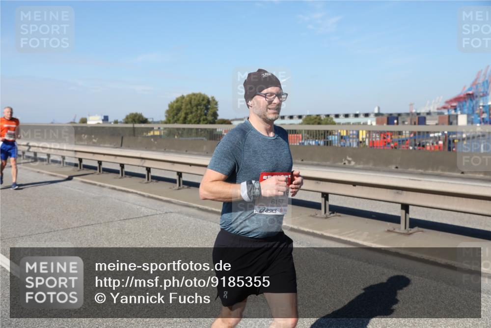 03.10.2025 - Köhlbrandbrückenlauf Yannick Fuchs http://msf.ph/oto/9185355 03.10.2025 12:03:58 Position 3 6157 meine-sportfotos.de