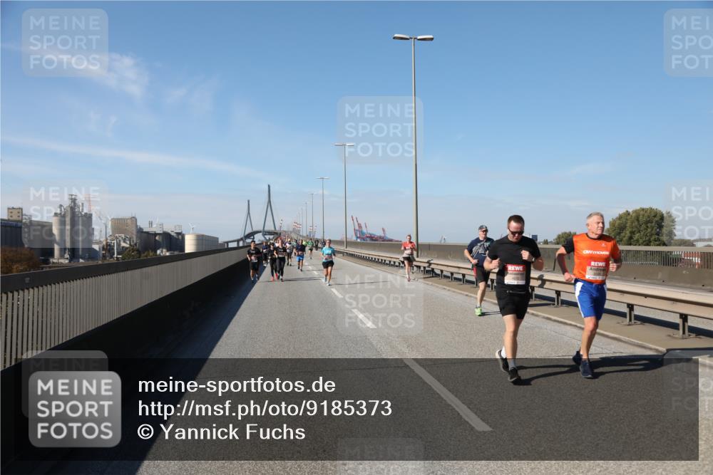 03.10.2025 - Köhlbrandbrückenlauf Yannick Fuchs http://msf.ph/oto/9185373 03.10.2025 12:04:00 Position 3  meine-sportfotos.de