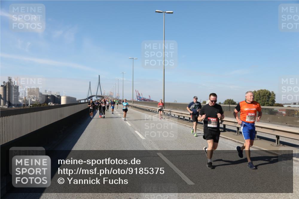 03.10.2025 - Köhlbrandbrückenlauf Yannick Fuchs http://msf.ph/oto/9185375 03.10.2025 12:04:00 Position 3  meine-sportfotos.de