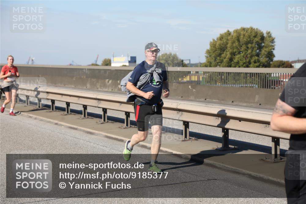 03.10.2025 - Köhlbrandbrückenlauf Yannick Fuchs http://msf.ph/oto/9185377 03.10.2025 12:04:01 Position 3  meine-sportfotos.de