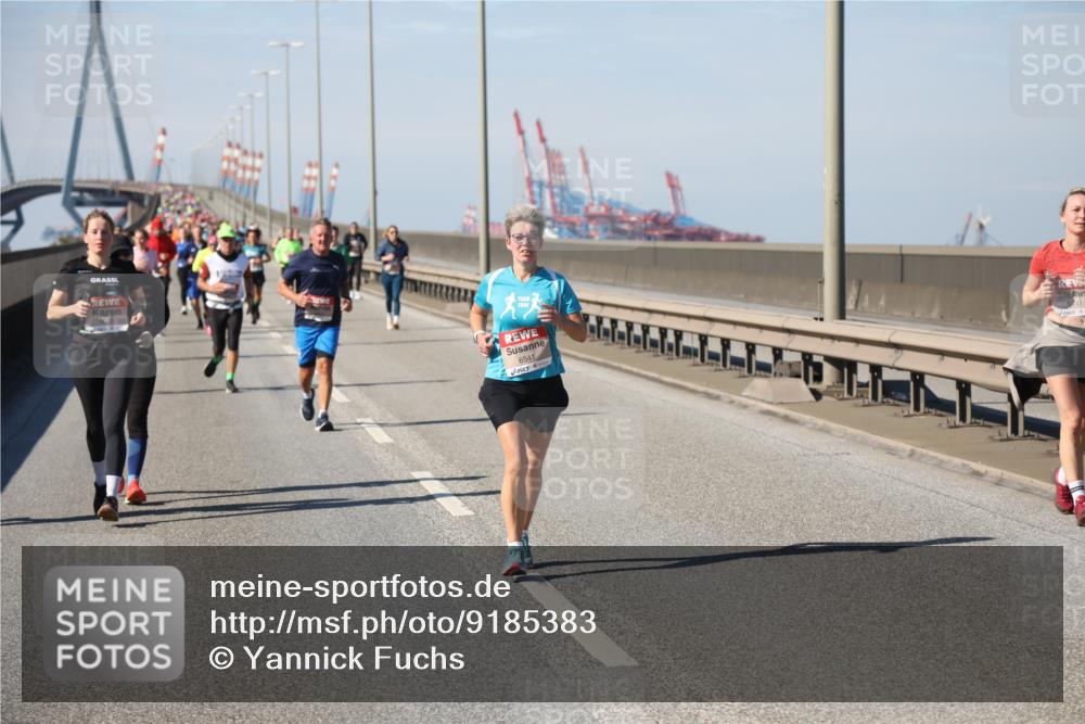 03.10.2025 - Köhlbrandbrückenlauf Yannick Fuchs http://msf.ph/oto/9185383 03.10.2025 12:04:03 Position 3 1, 6541, 41 meine-sportfotos.de