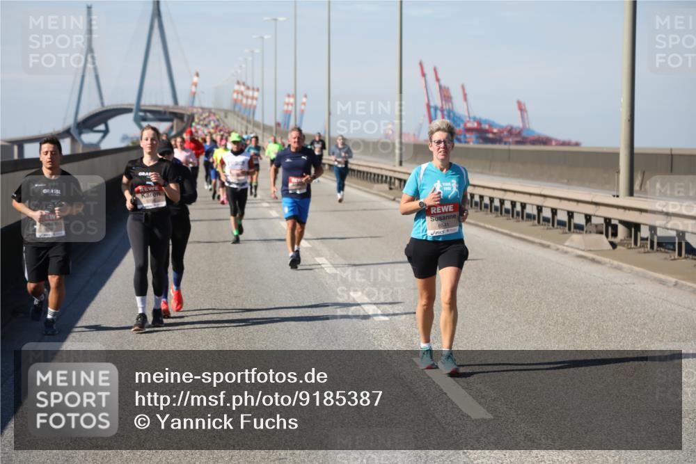 03.10.2025 - Köhlbrandbrückenlauf Yannick Fuchs http://msf.ph/oto/9185387 03.10.2025 12:04:03 Position 3 6541 meine-sportfotos.de