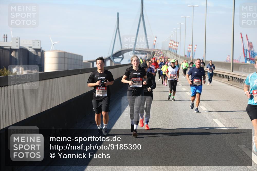 03.10.2025 - Köhlbrandbrückenlauf Yannick Fuchs http://msf.ph/oto/9185390 03.10.2025 12:04:04 Position 3 6063 meine-sportfotos.de