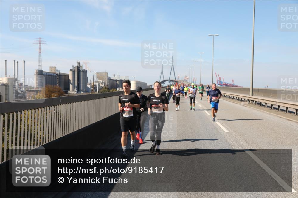 03.10.2025 - Köhlbrandbrückenlauf Yannick Fuchs http://msf.ph/oto/9185417 03.10.2025 12:04:07 Position 3  meine-sportfotos.de