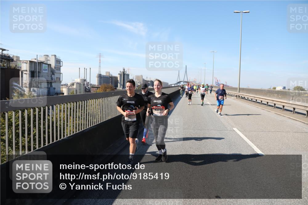 03.10.2025 - Köhlbrandbrückenlauf Yannick Fuchs http://msf.ph/oto/9185419 03.10.2025 12:04:08 Position 3  meine-sportfotos.de