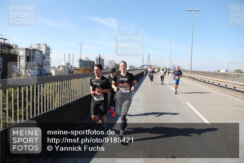 03.10.2025 - Köhlbrandbrückenlauf Yannick Fuchs http://msf.ph/oto/9185421 03.10.2025 12:04:08 Position 3 6066 meine-sportfotos.de