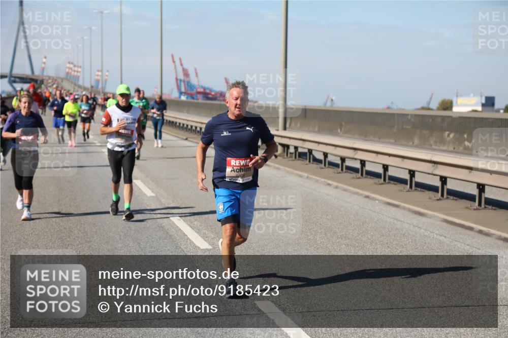 03.10.2025 - Köhlbrandbrückenlauf Yannick Fuchs http://msf.ph/oto/9185423 03.10.2025 12:04:09 Position 3 5809 meine-sportfotos.de