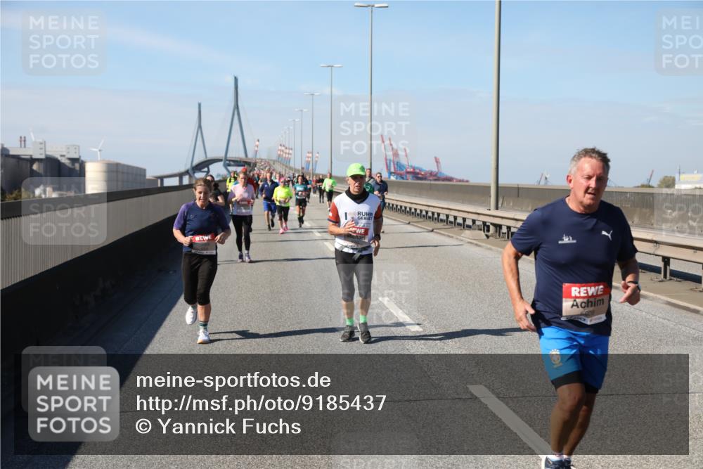 03.10.2025 - Köhlbrandbrückenlauf Yannick Fuchs http://msf.ph/oto/9185437 03.10.2025 12:04:11 Position 3 609 meine-sportfotos.de