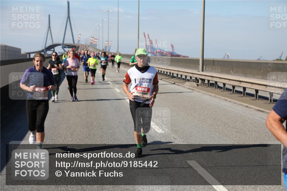 03.10.2025 - Köhlbrandbrückenlauf Yannick Fuchs http://msf.ph/oto/9185442 03.10.2025 12:04:11 Position 3 6806, 4555 meine-sportfotos.de