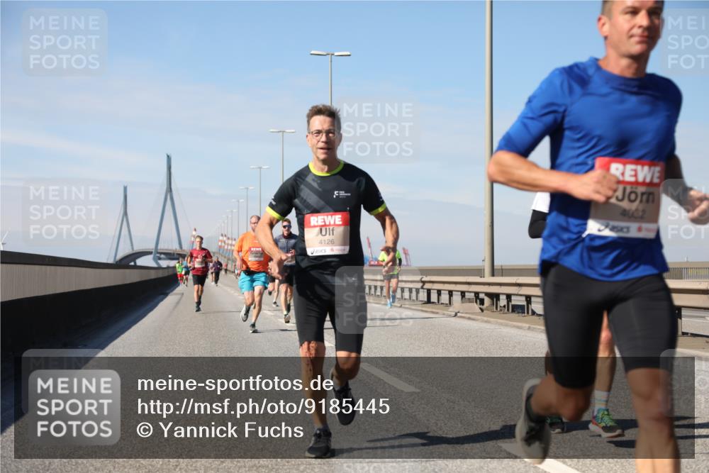 03.10.2025 - Köhlbrandbrückenlauf Yannick Fuchs http://msf.ph/oto/9185445 03.10.2025 11:43:02 Position 3 4126, 4002 meine-sportfotos.de