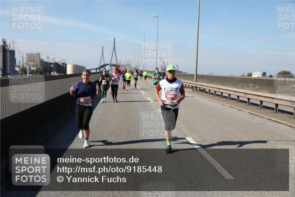03.10.2025 - Köhlbrandbrückenlauf Yannick Fuchs http://msf.ph/oto/9185448 03.10.2025 12:04:12 Position 3  meine-sportfotos.de