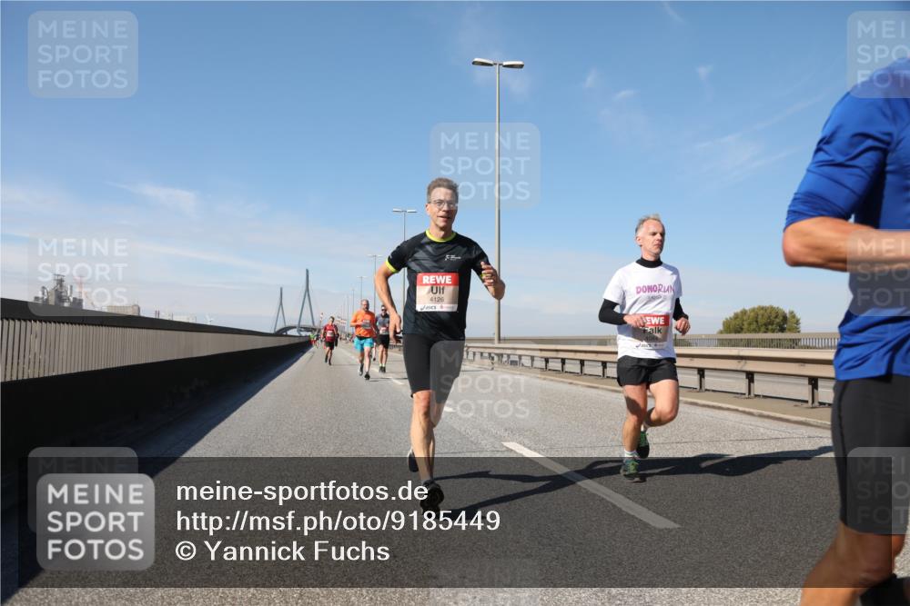 03.10.2025 - Köhlbrandbrückenlauf Yannick Fuchs http://msf.ph/oto/9185449 03.10.2025 11:43:03 Position 3 4126 meine-sportfotos.de