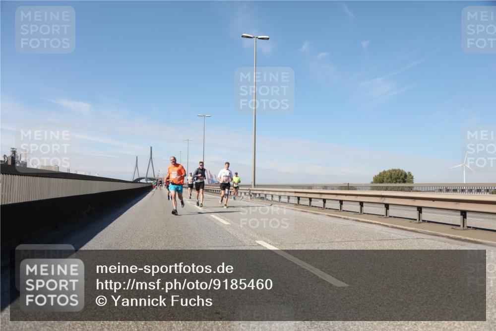 03.10.2025 - Köhlbrandbrückenlauf Yannick Fuchs http://msf.ph/oto/9185460 03.10.2025 11:43:04 Position 3  meine-sportfotos.de