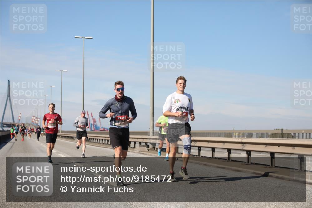 03.10.2025 - Köhlbrandbrückenlauf Yannick Fuchs http://msf.ph/oto/9185472 03.10.2025 11:43:06 Position 3  meine-sportfotos.de