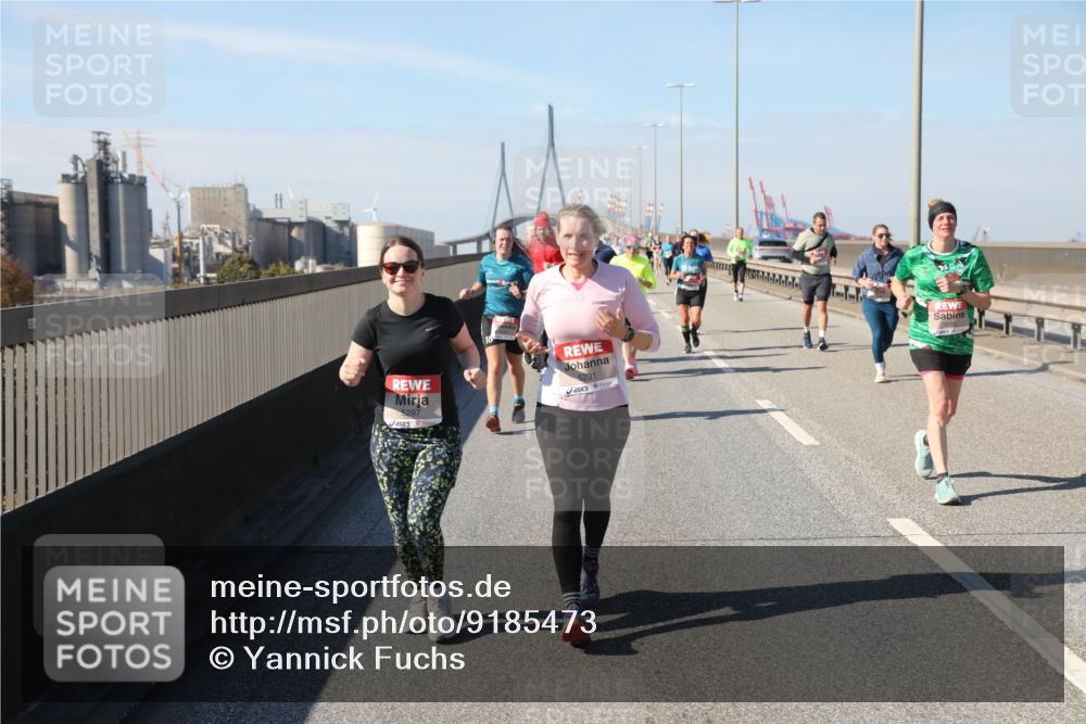 03.10.2025 - Köhlbrandbrückenlauf Yannick Fuchs http://msf.ph/oto/9185473 03.10.2025 12:04:16 Position 3 5297, 5231 meine-sportfotos.de