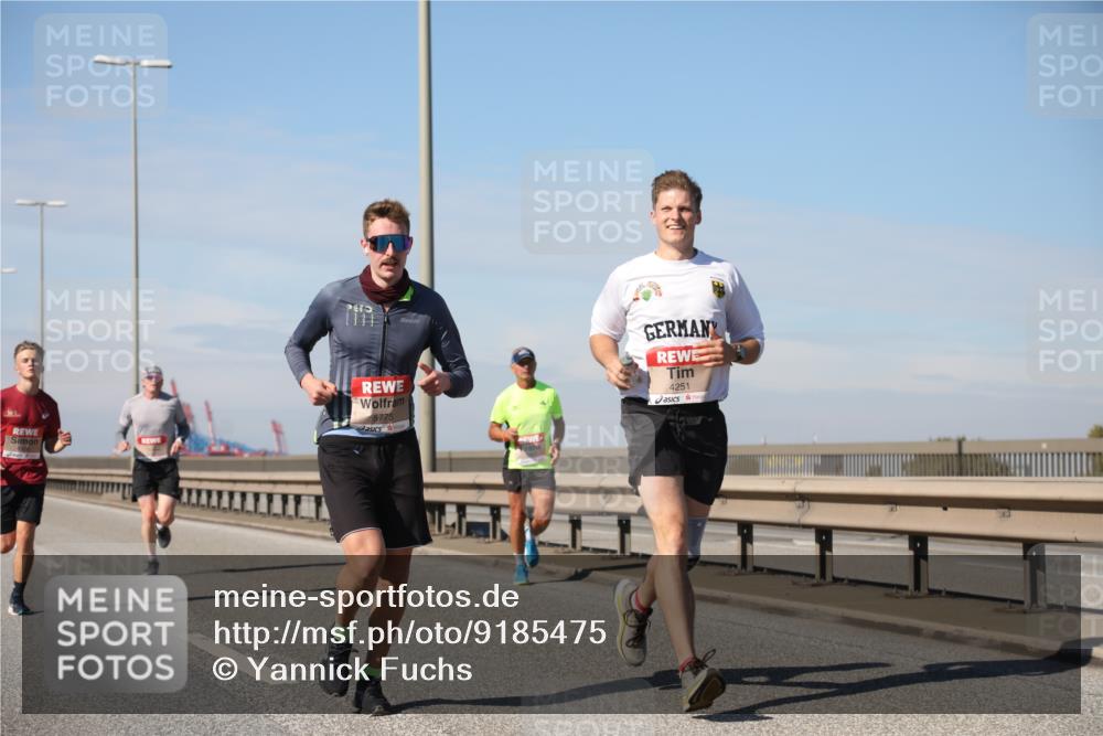 03.10.2025 - Köhlbrandbrückenlauf Yannick Fuchs http://msf.ph/oto/9185475 03.10.2025 11:43:06 Position 3 5775, 4251 meine-sportfotos.de