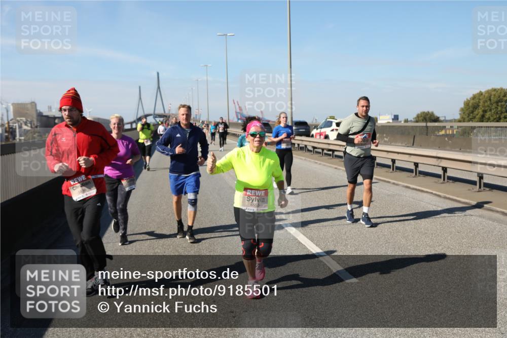 03.10.2025 - Köhlbrandbrückenlauf Yannick Fuchs http://msf.ph/oto/9185501 03.10.2025 12:04:21 Position 3 5436, 6553 meine-sportfotos.de