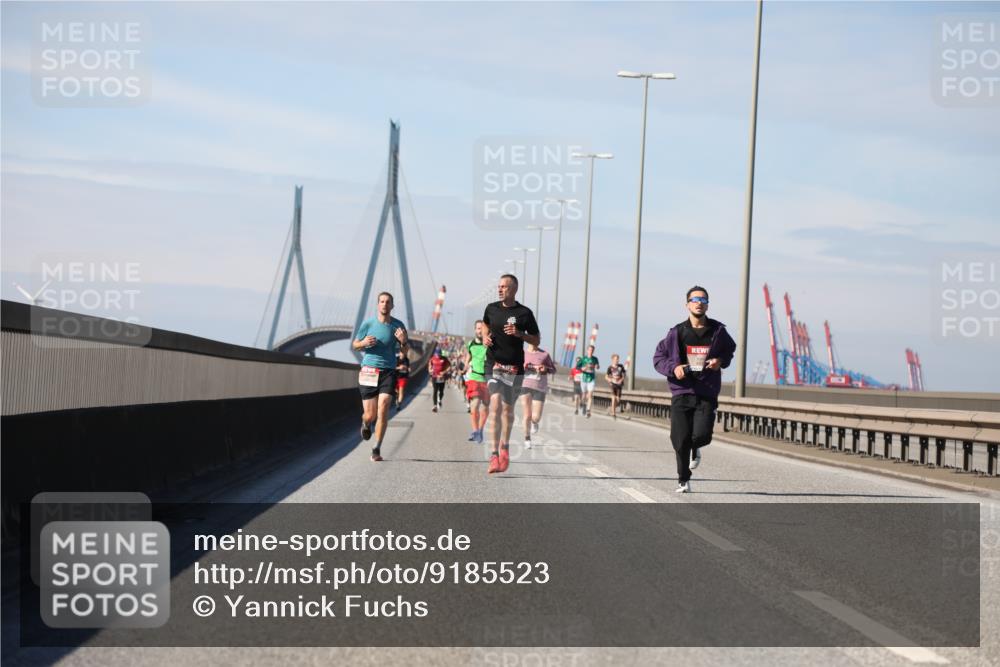 03.10.2025 - Köhlbrandbrückenlauf Yannick Fuchs http://msf.ph/oto/9185523 03.10.2025 11:43:15 Position 3  meine-sportfotos.de