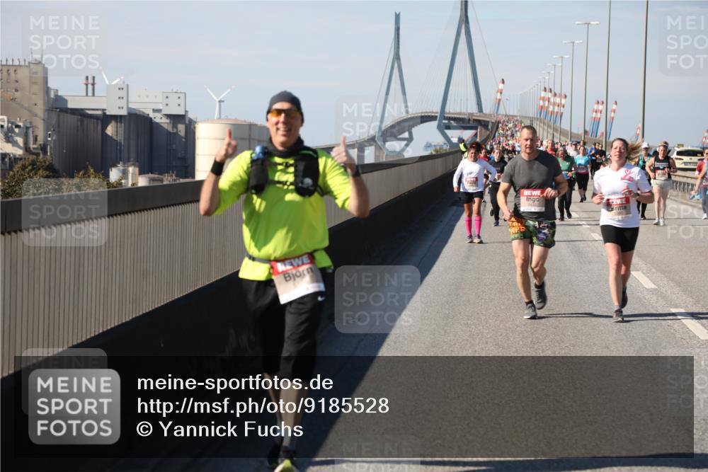 03.10.2025 - Köhlbrandbrückenlauf Yannick Fuchs http://msf.ph/oto/9185528 03.10.2025 12:04:24 Position 3  meine-sportfotos.de