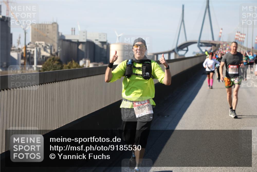 03.10.2025 - Köhlbrandbrückenlauf Yannick Fuchs http://msf.ph/oto/9185530 03.10.2025 12:04:25 Position 3 5138 meine-sportfotos.de