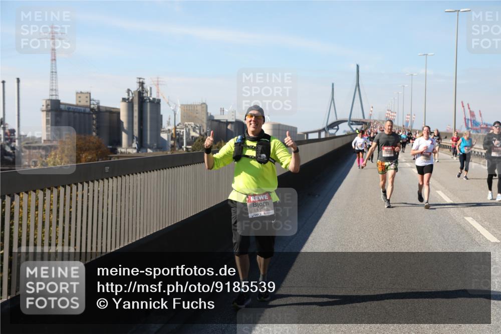 03.10.2025 - Köhlbrandbrückenlauf Yannick Fuchs http://msf.ph/oto/9185539 03.10.2025 12:04:25 Position 3 5138 meine-sportfotos.de