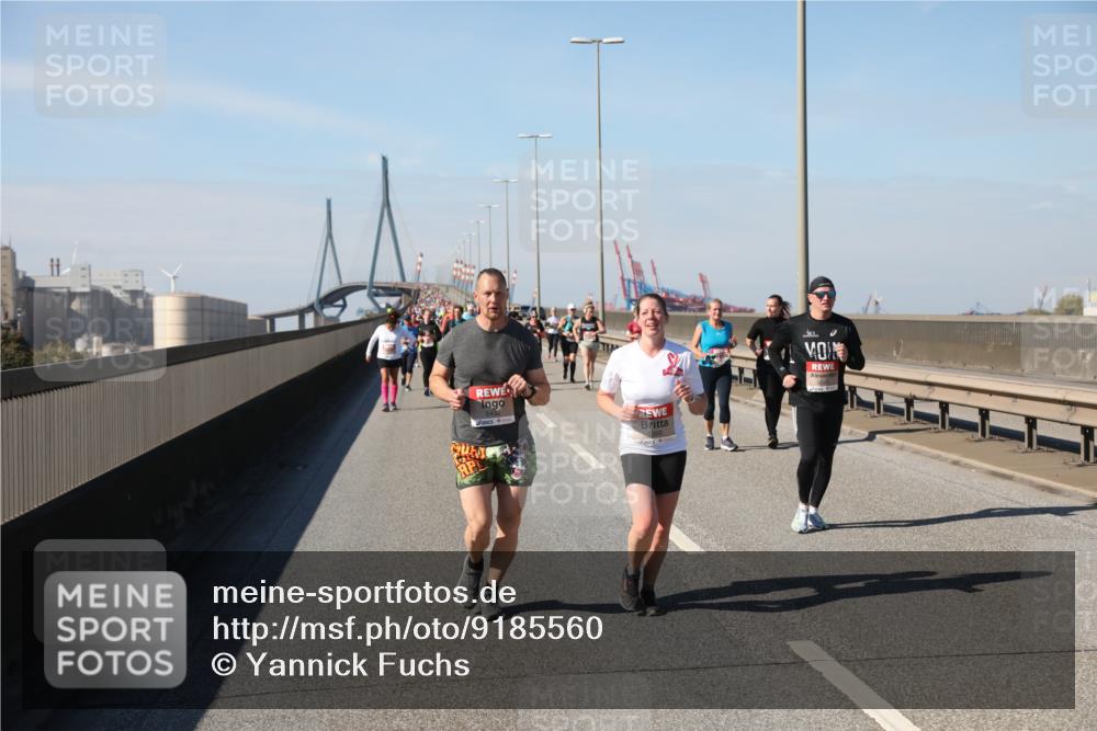 03.10.2025 - Köhlbrandbrückenlauf Yannick Fuchs http://msf.ph/oto/9185560 03.10.2025 12:04:28 Position 3 5350 meine-sportfotos.de