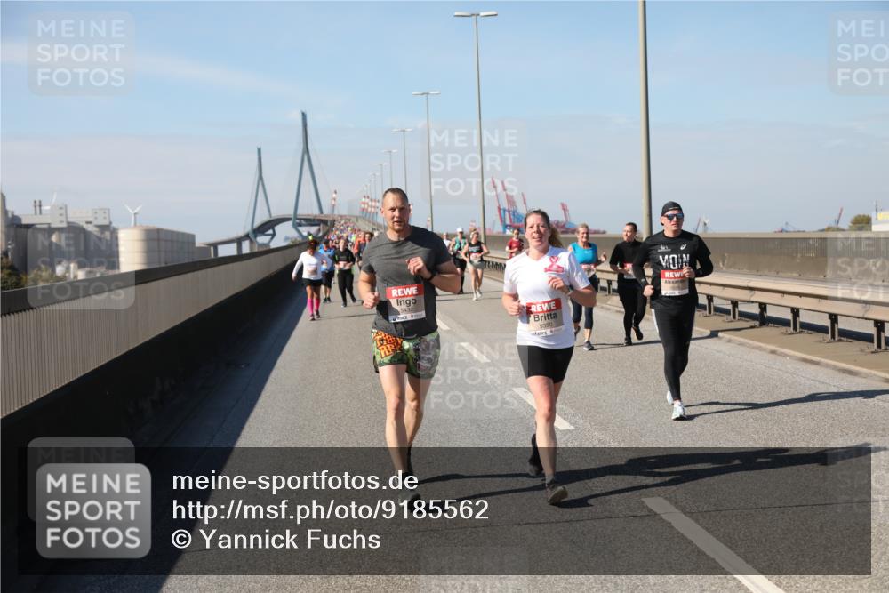 03.10.2025 - Köhlbrandbrückenlauf Yannick Fuchs http://msf.ph/oto/9185562 03.10.2025 12:04:28 Position 3 5432, 5350 meine-sportfotos.de