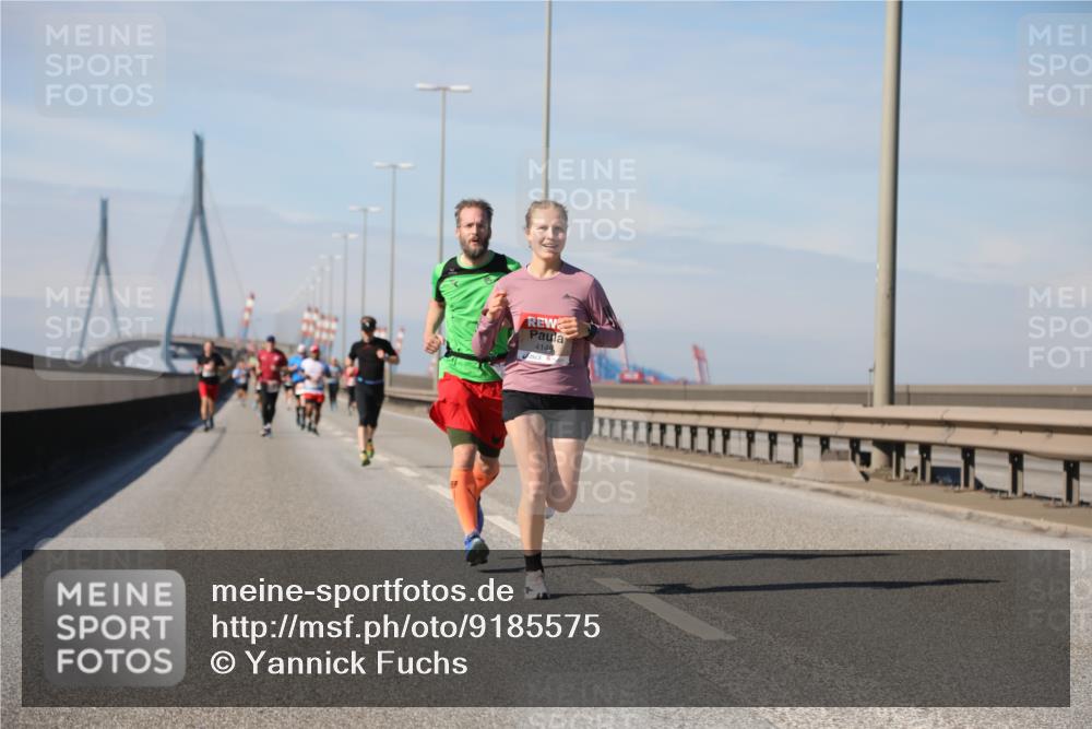 03.10.2025 - Köhlbrandbrückenlauf Yannick Fuchs http://msf.ph/oto/9185575 03.10.2025 11:43:23 Position 3 4148 meine-sportfotos.de