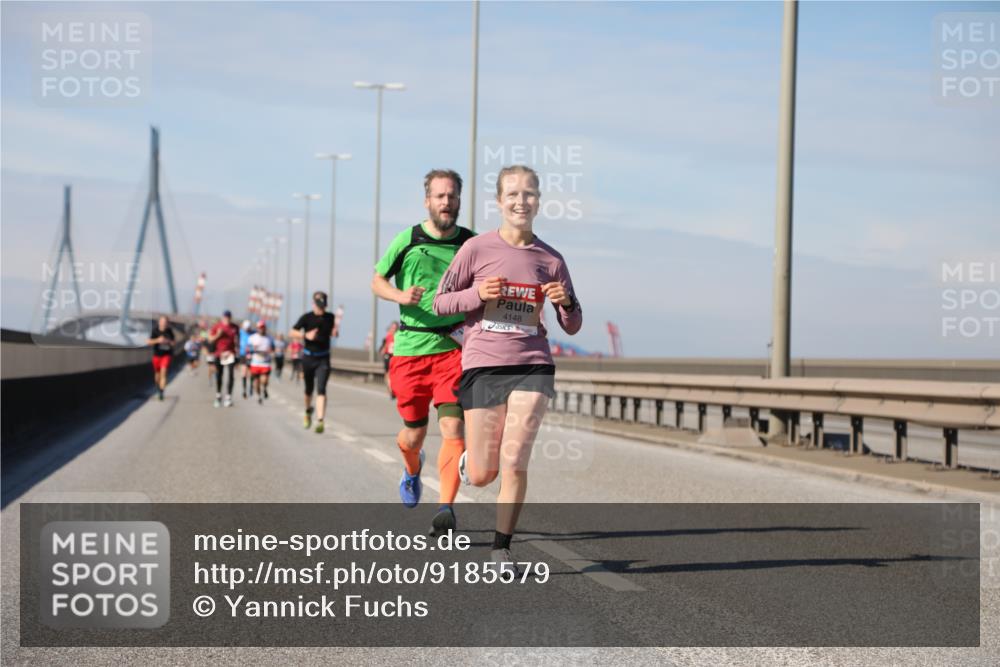 03.10.2025 - Köhlbrandbrückenlauf Yannick Fuchs http://msf.ph/oto/9185579 03.10.2025 11:43:23 Position 3 4148 meine-sportfotos.de