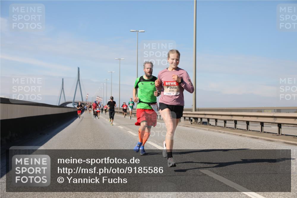 03.10.2025 - Köhlbrandbrückenlauf Yannick Fuchs http://msf.ph/oto/9185586 03.10.2025 11:43:24 Position 3 4148 meine-sportfotos.de