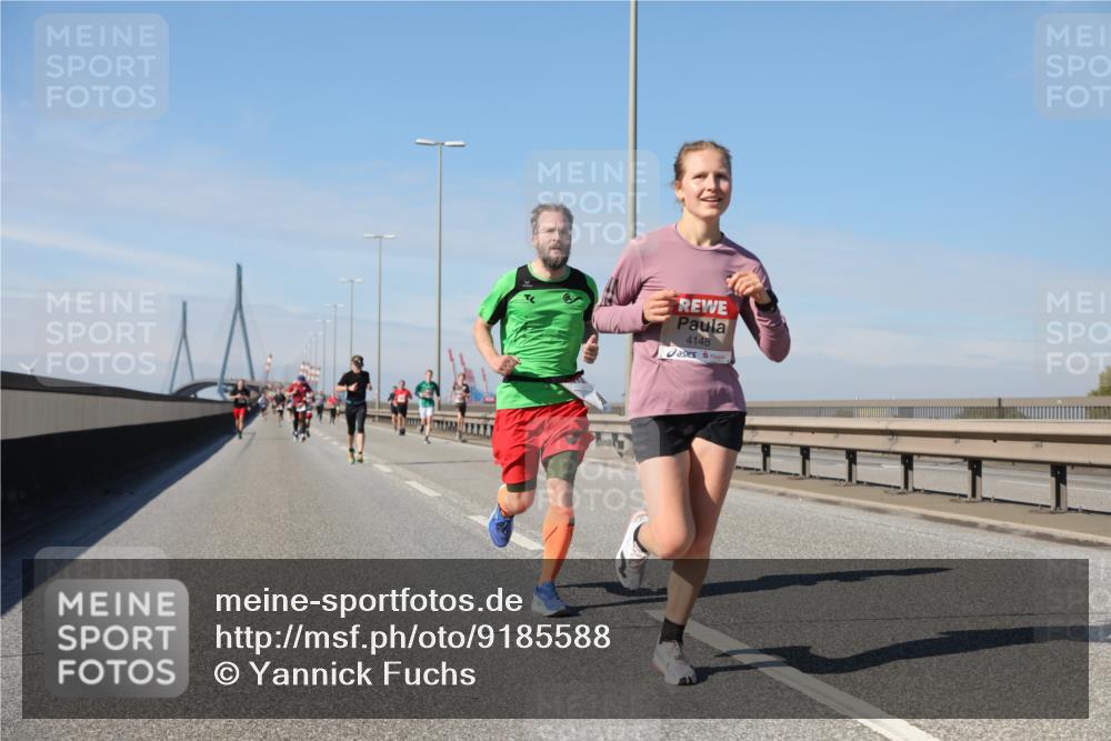 03.10.2025 - Köhlbrandbrückenlauf Yannick Fuchs http://msf.ph/oto/9185588 03.10.2025 11:43:25 Position 3 4148 meine-sportfotos.de