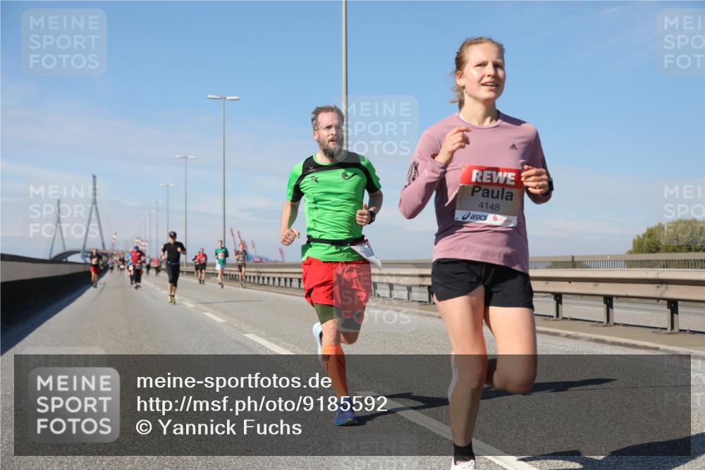 03.10.2025 - Köhlbrandbrückenlauf Yannick Fuchs http://msf.ph/oto/9185592 03.10.2025 11:43:25 Position 3 4148 meine-sportfotos.de