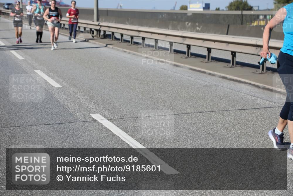 03.10.2025 - Köhlbrandbrückenlauf Yannick Fuchs http://msf.ph/oto/9185601 03.10.2025 12:04:33 Position 3  meine-sportfotos.de