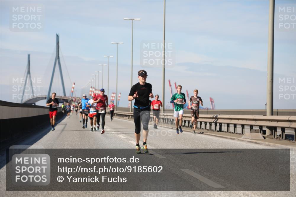 03.10.2025 - Köhlbrandbrückenlauf Yannick Fuchs http://msf.ph/oto/9185602 03.10.2025 11:43:27 Position 3  meine-sportfotos.de