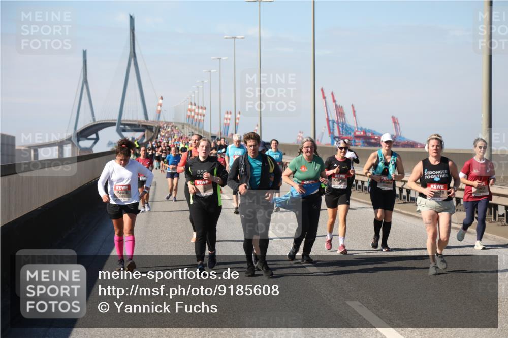 03.10.2025 - Köhlbrandbrückenlauf Yannick Fuchs http://msf.ph/oto/9185608 03.10.2025 12:04:35 Position 3 5171 meine-sportfotos.de
